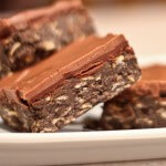 No Bake Chocolate, Peanut Butter and Oat Bars