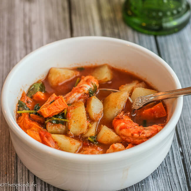 Mexican Spicy Roasted Shrimp and Potatoes Stew: super easy and super delicious!