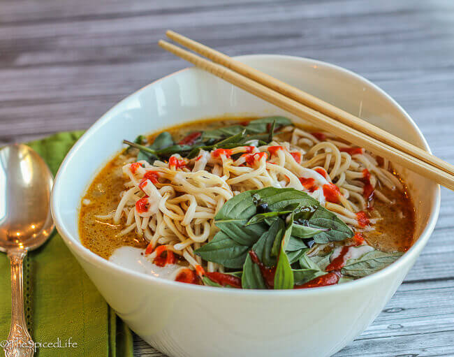 Thai Curried Ramen Bowl with Ground Beef, Mushrooms and Veggies: EASY and tasty!!!!!