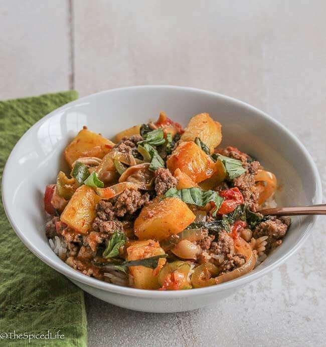 Thai Red Curry With Ground Beef Tomatoes And Pineapple The Spiced Life